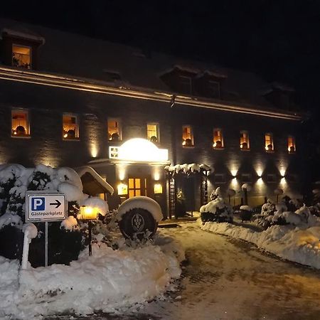 Logis L'Auberge Gutshof 比绍夫斯韦尔达 外观 照片